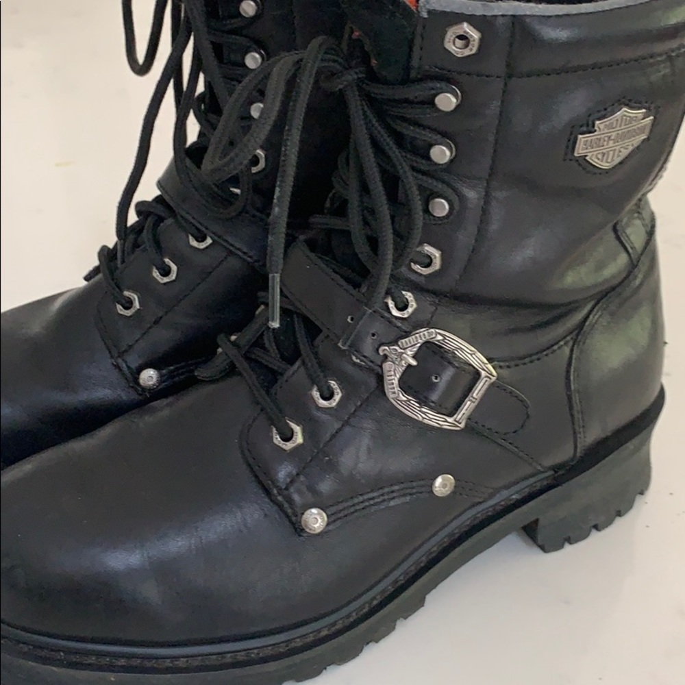 Harley Davidson men’s black riding boots size ten.